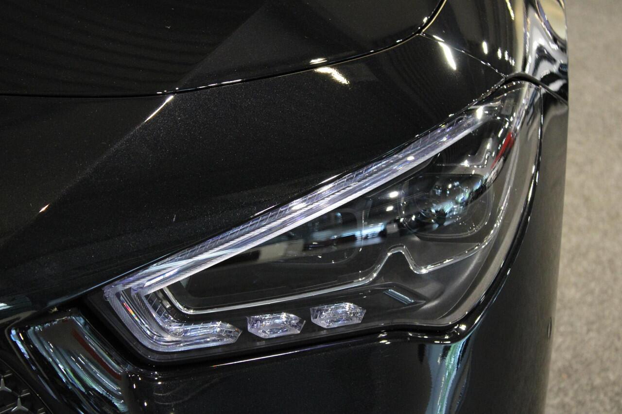 Mercedes-Benz Cla Shooting Brake 180 Star Edition AMG LIMITED Panorama dak