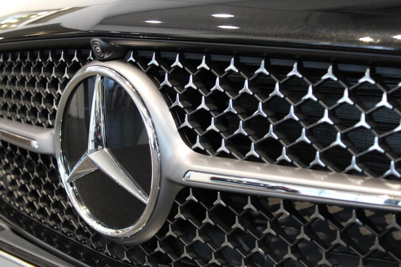 Mercedes-Benz Cla Shooting Brake 180 Star Edition AMG LIMITED Panorama dak