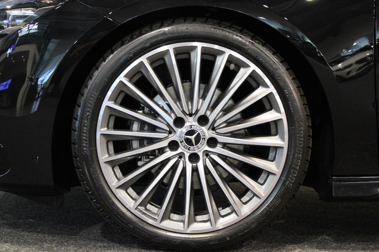 Mercedes-Benz Cla Shooting Brake 180 Star Edition AMG LIMITED Panorama dak