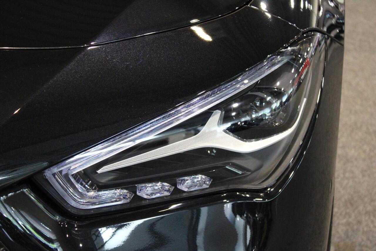 Mercedes-Benz Cla Shooting Brake 200 AMG Line Panorama dak | Trekhaak