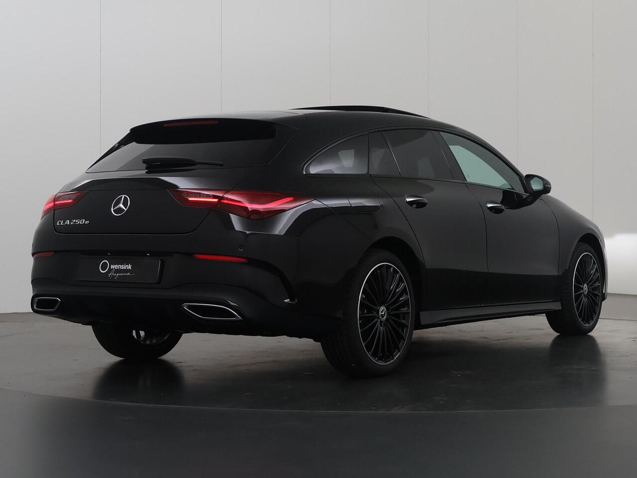 Mercedes-Benz Cla Shooting Brake 250e Star Edition AMG Line | Panoramaschuifdak | MULTIBEAM LED | Nightpakket | Sfeerverlichting | Multispaak Velgen
