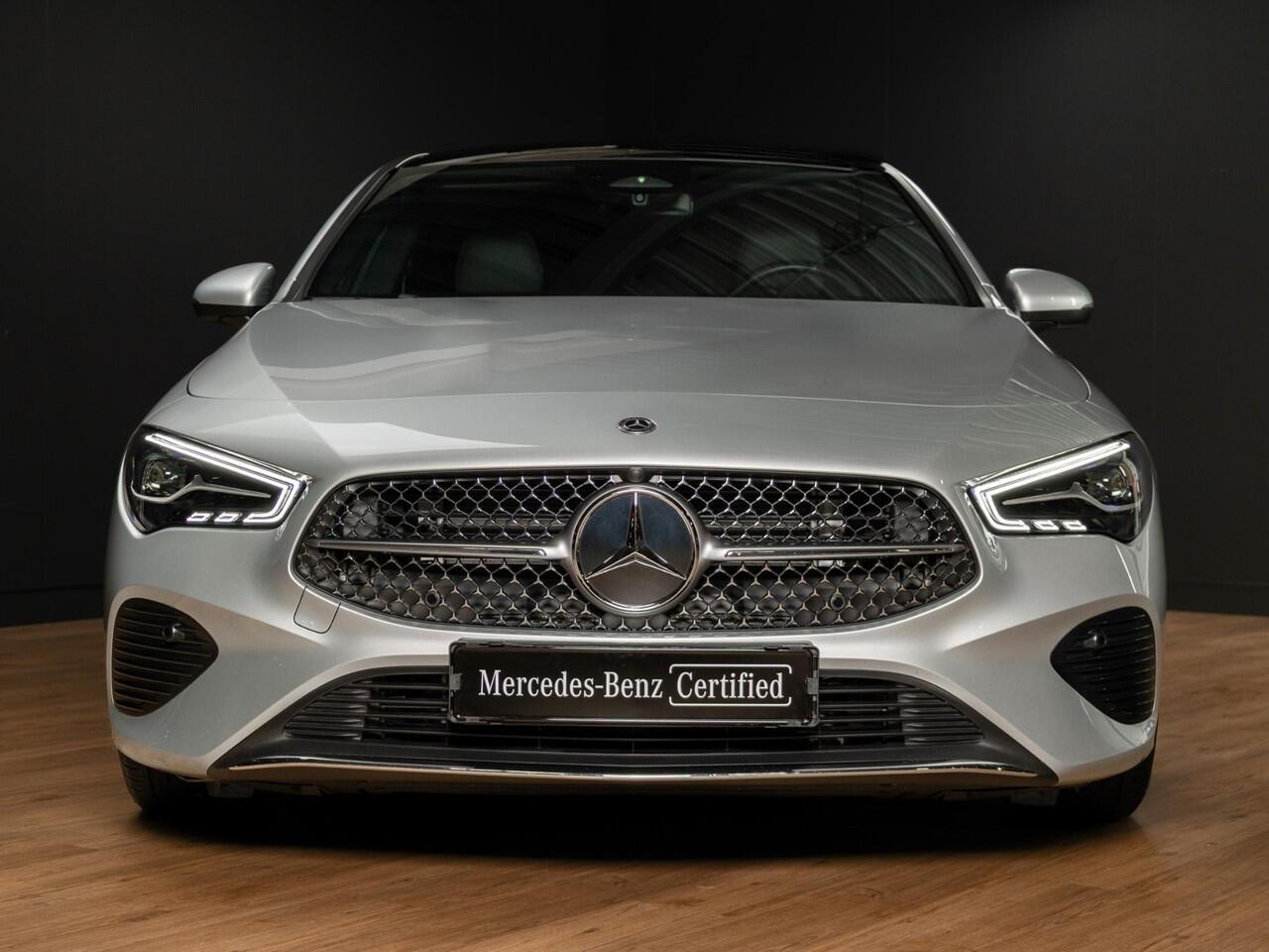 Mercedes-Benz Cla Shooting Brake 200 Luxury Line Panorama dak | Trekhaak