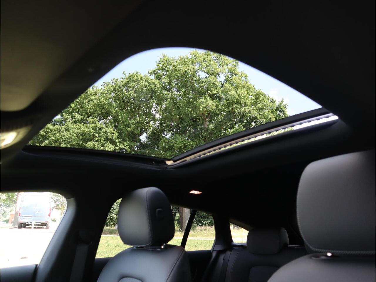 Mercedes-Benz Cla Shooting Brake 180 Star Edition Luxury Line