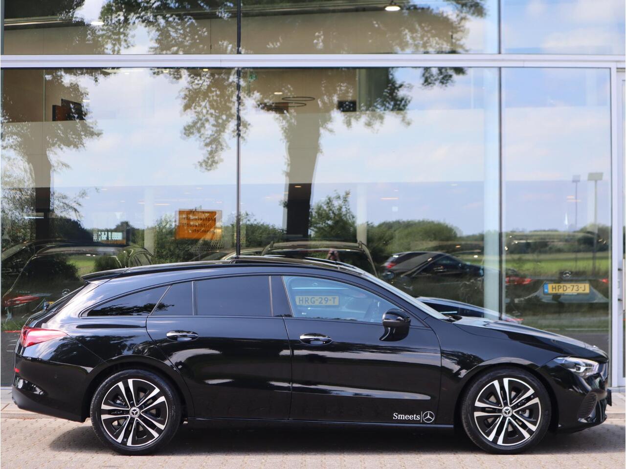 Mercedes-Benz Cla Shooting Brake 180 Star Edition Luxury Line