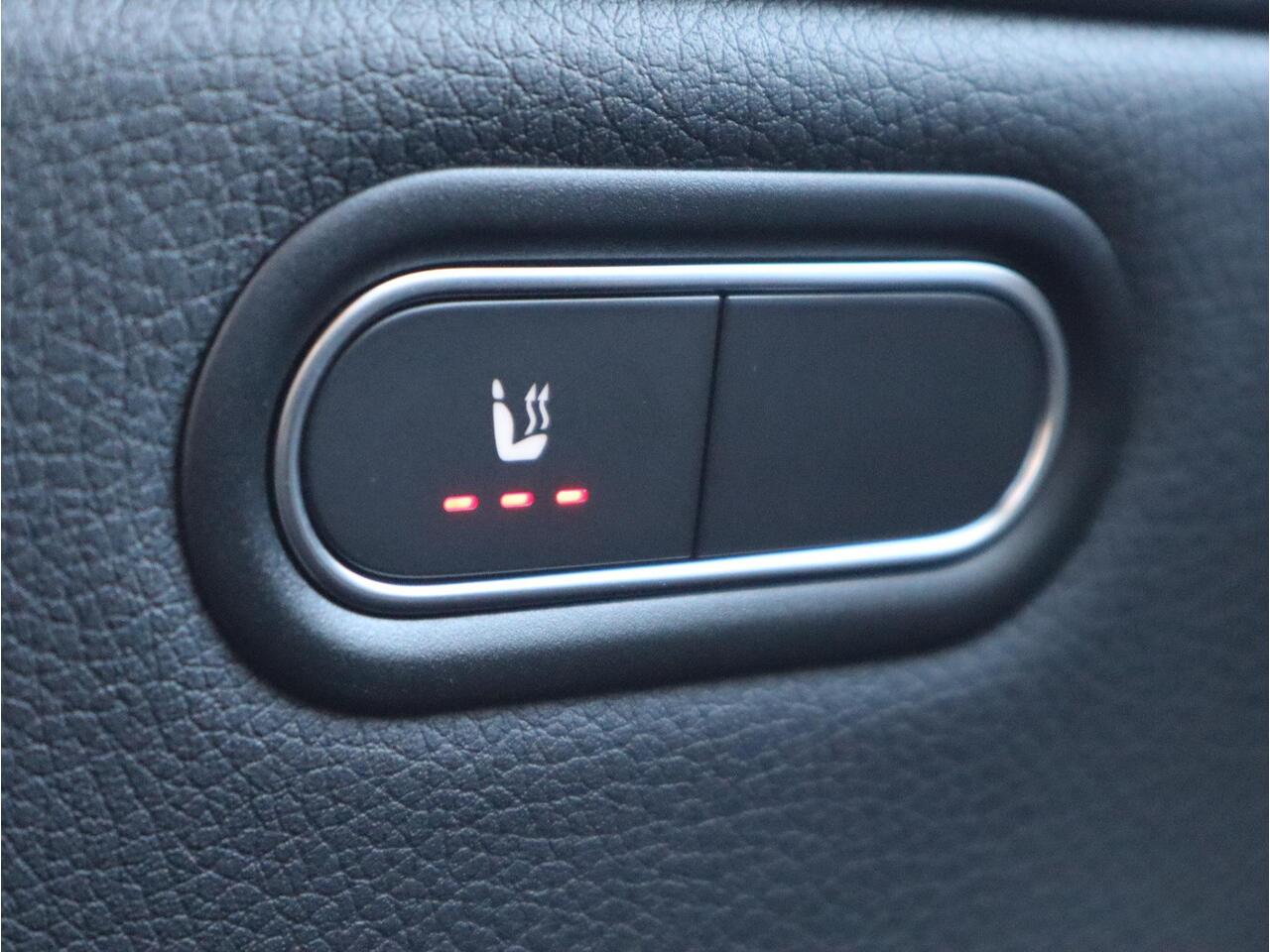 Mercedes-Benz Cla Shooting Brake 180 Business Solution Luxury