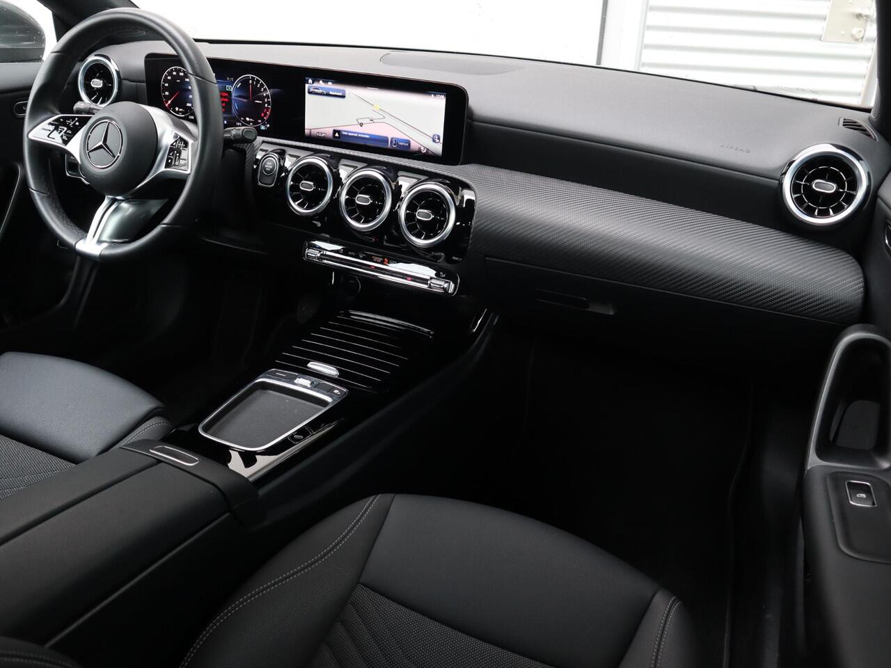 Mercedes-Benz Cla Shooting Brake 250 e Star Edition