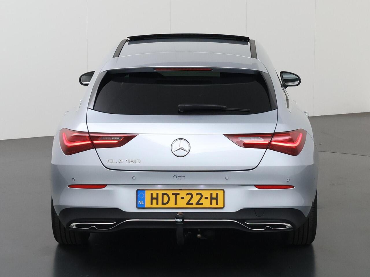 Mercedes-Benz Cla Shooting Brake 180 Star Edition Luxury line | Camera | Panoramadak | Stoelverwarming |