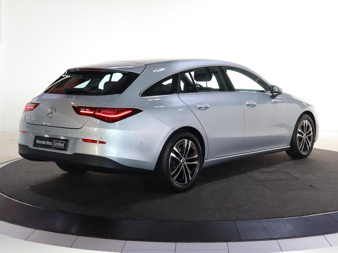 Mercedes-Benz Cla Shooting Brake 180 Star Edition LIMITED | Voorstoelen verwarmd | Achteruitrijcamera | LED koplampen |