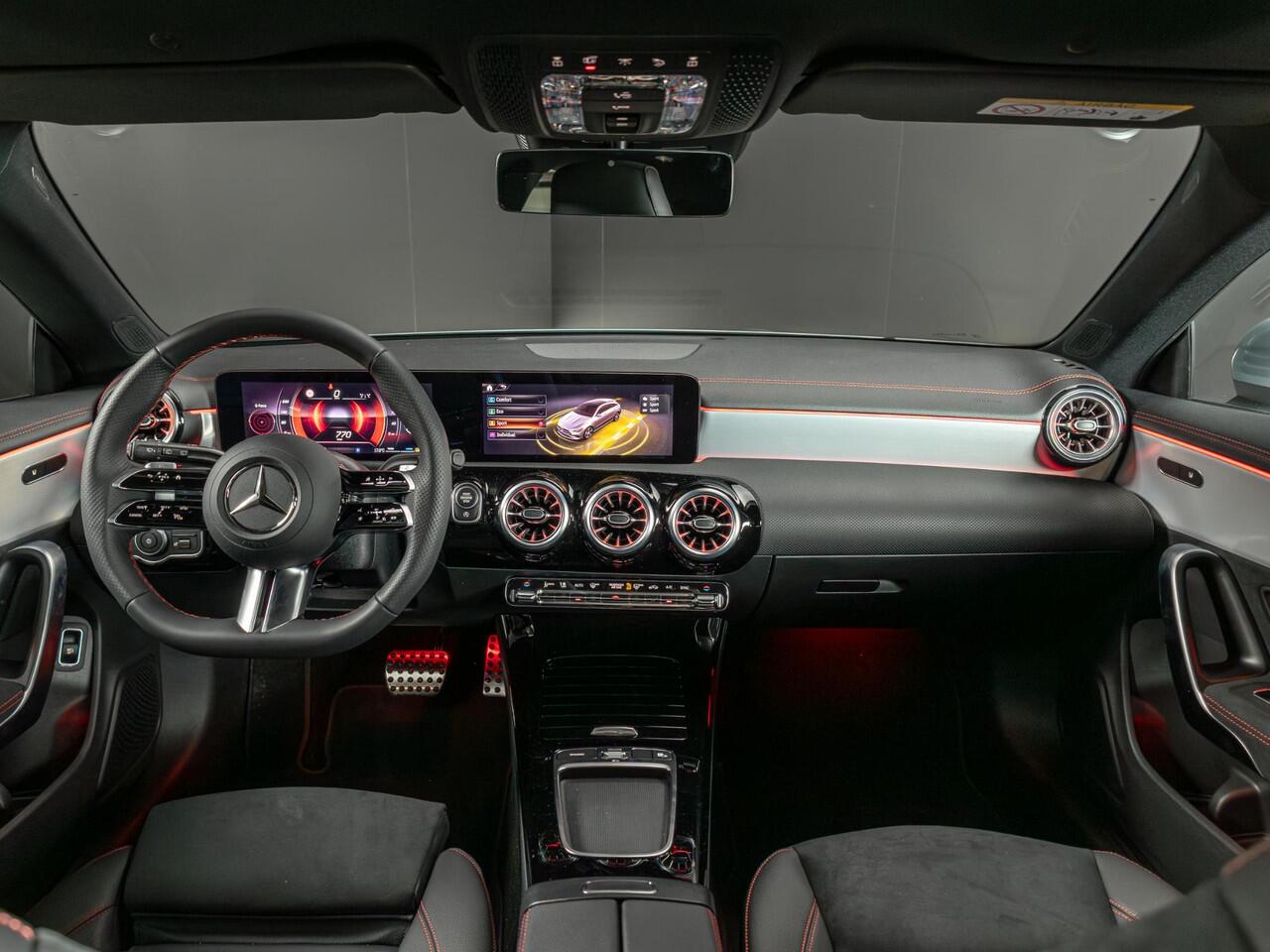 Mercedes-Benz Cla Shooting Brake 180 Star Edition LIMITED Panorama dak