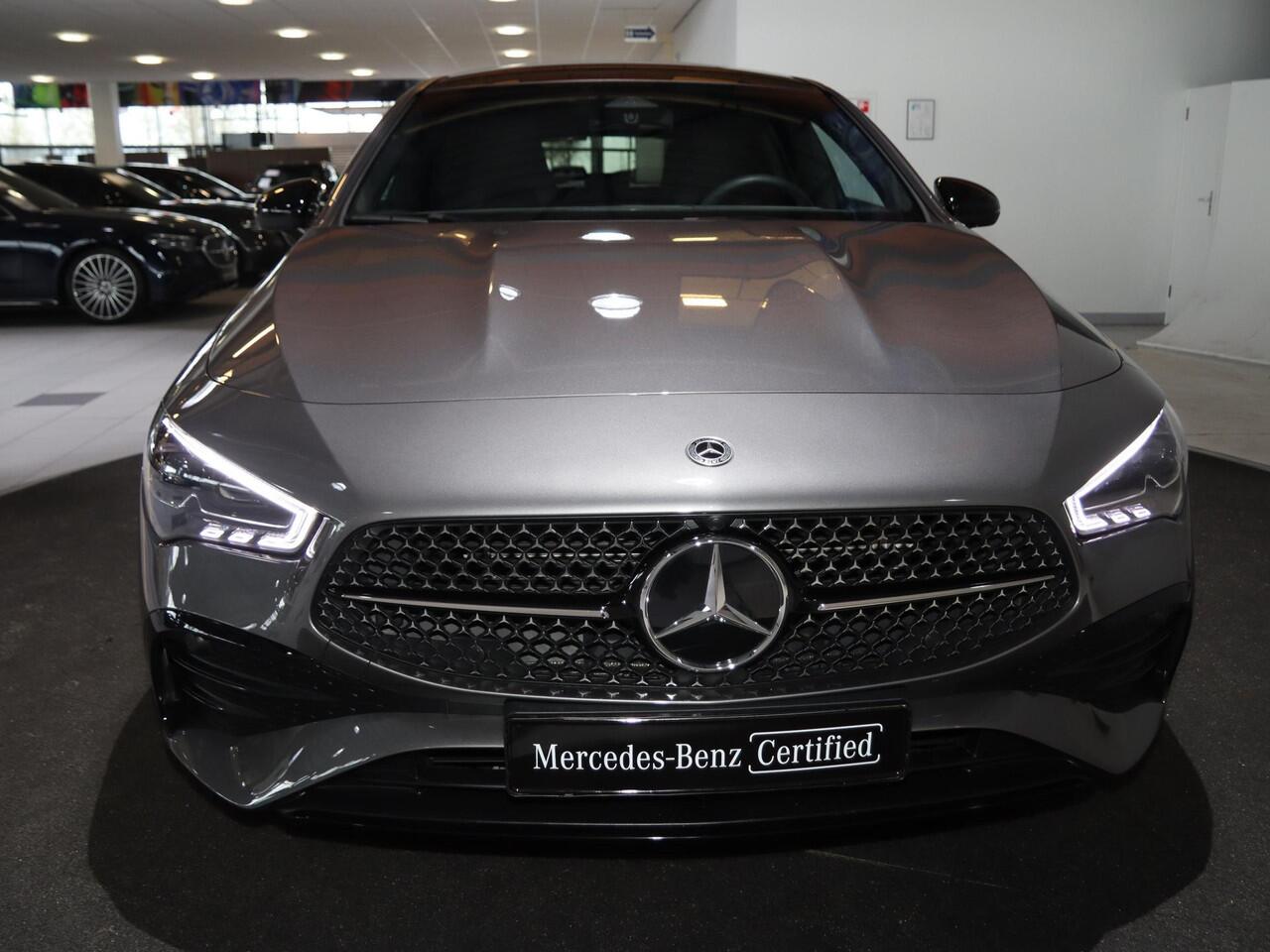 Mercedes-Benz Cla Shooting Brake 250e Business Solution AMG | Panoramaschuifdak | Nightpakket | Achteruitrijcamera