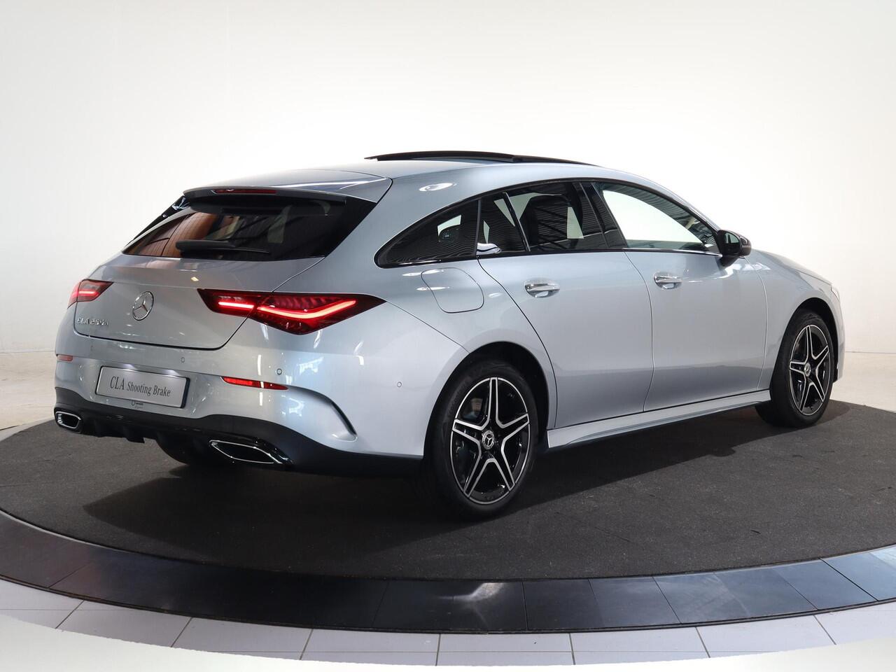 Mercedes-Benz Cla Shooting Brake 250e Business Solution AMG | Night | Panoramadak | Trekhaak | Sfeerverlichting | Parkeercamera | Stoelverwarming |