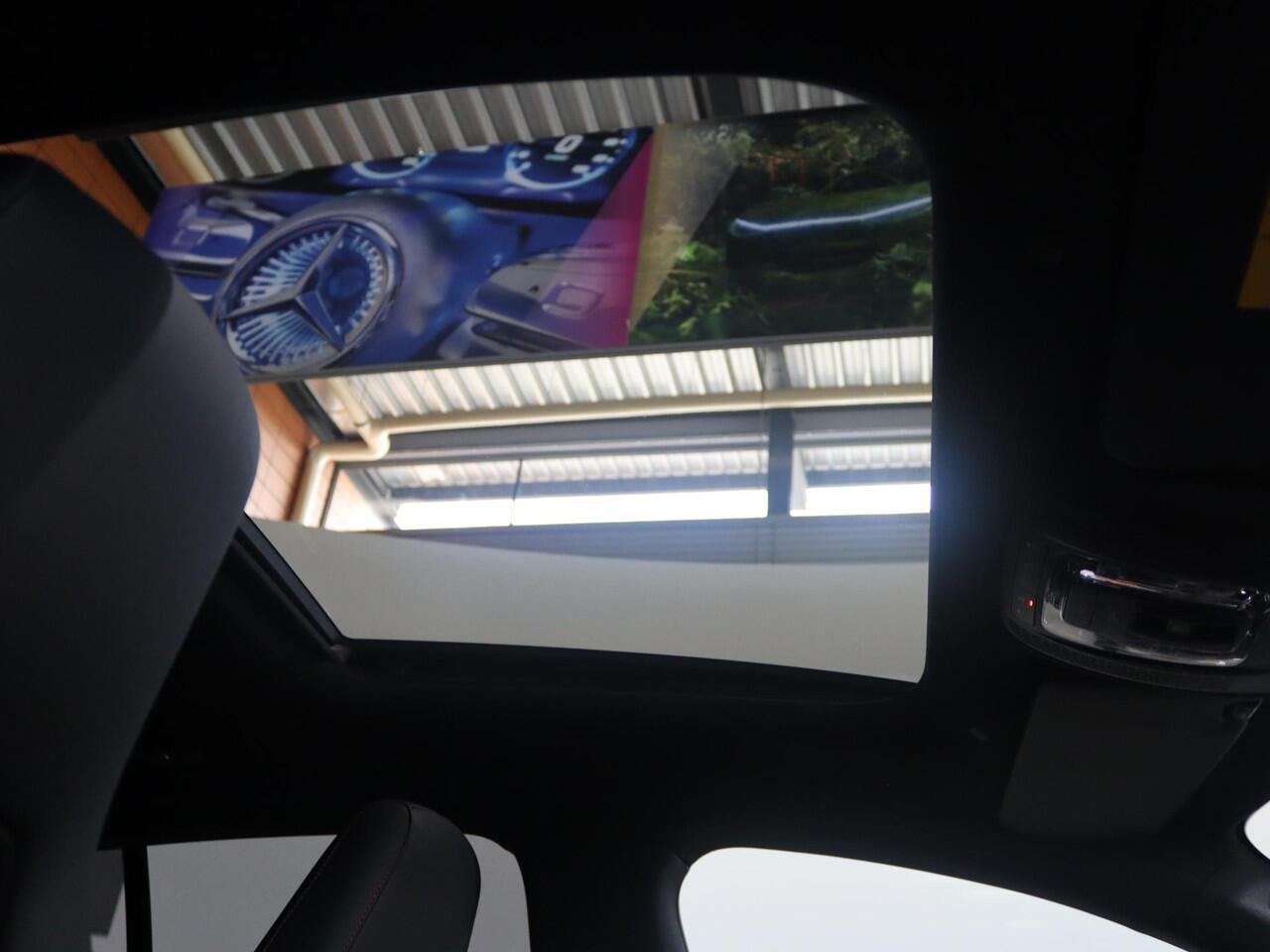 Mercedes-Benz Cla Shooting Brake 250e Business Solution AMG | Night | Panoramadak | Trekhaak | Sfeerverlichting | Parkeercamera | Stoelverwarming |