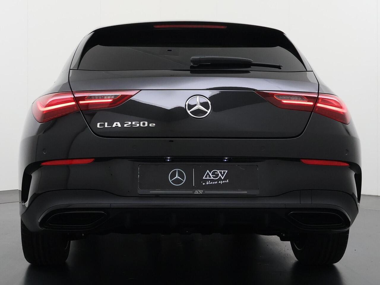 Mercedes-Benz Cla Shooting Brake 250 e Business Solution AMG