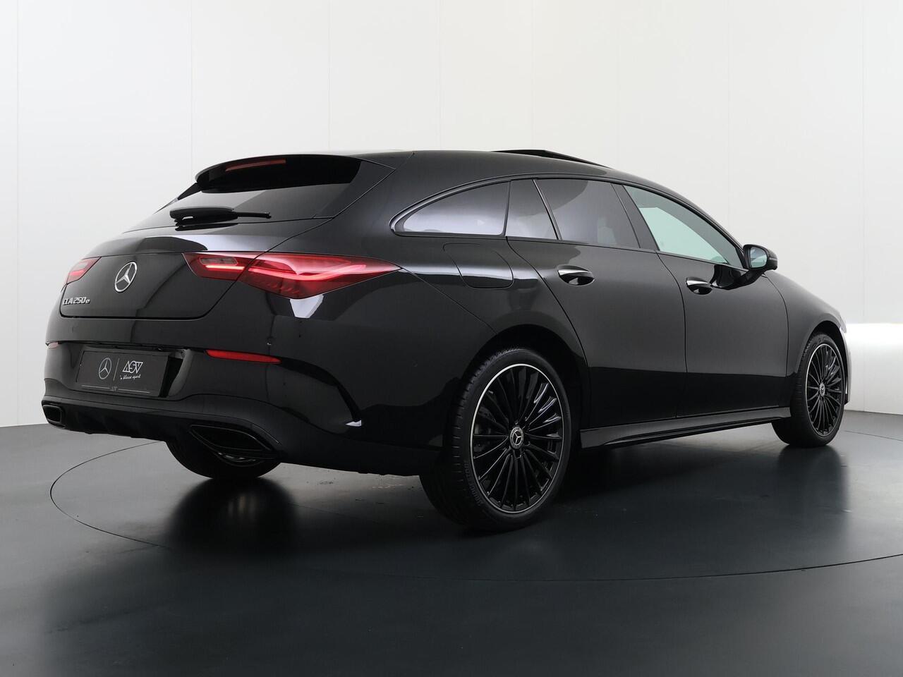 Mercedes-Benz Cla Shooting Brake 250 e Business Solution AMG