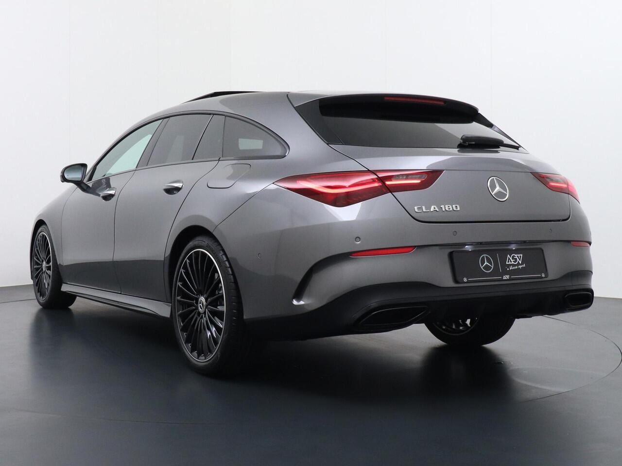 Mercedes-Benz Cla Shooting Brake 180 Business Solution AMG | Panorama - Schuifdak | Distronic Cruise Control | Memorystoelen | Head-Up Display | 360° Camera | Apple Carplay & Android Auto | Nightpakket