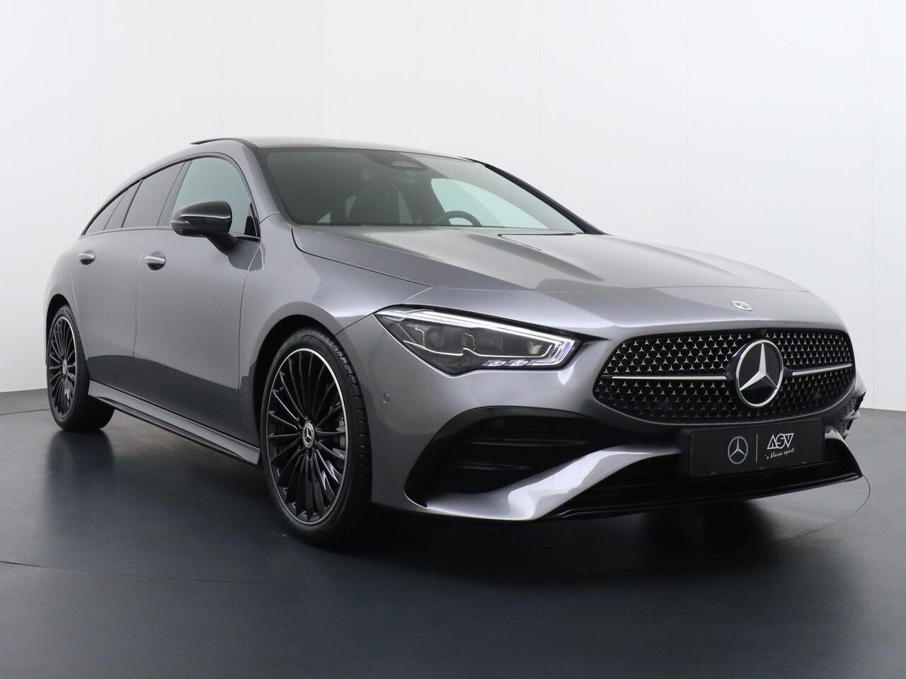 Mercedes-Benz Cla Shooting Brake 180 Business Solution AMG | Panorama - Schuifdak | Distronic Cruise Control | Memorystoelen | Head-Up Display | 360° Camera | Apple Carplay & Android Auto | Nightpakket