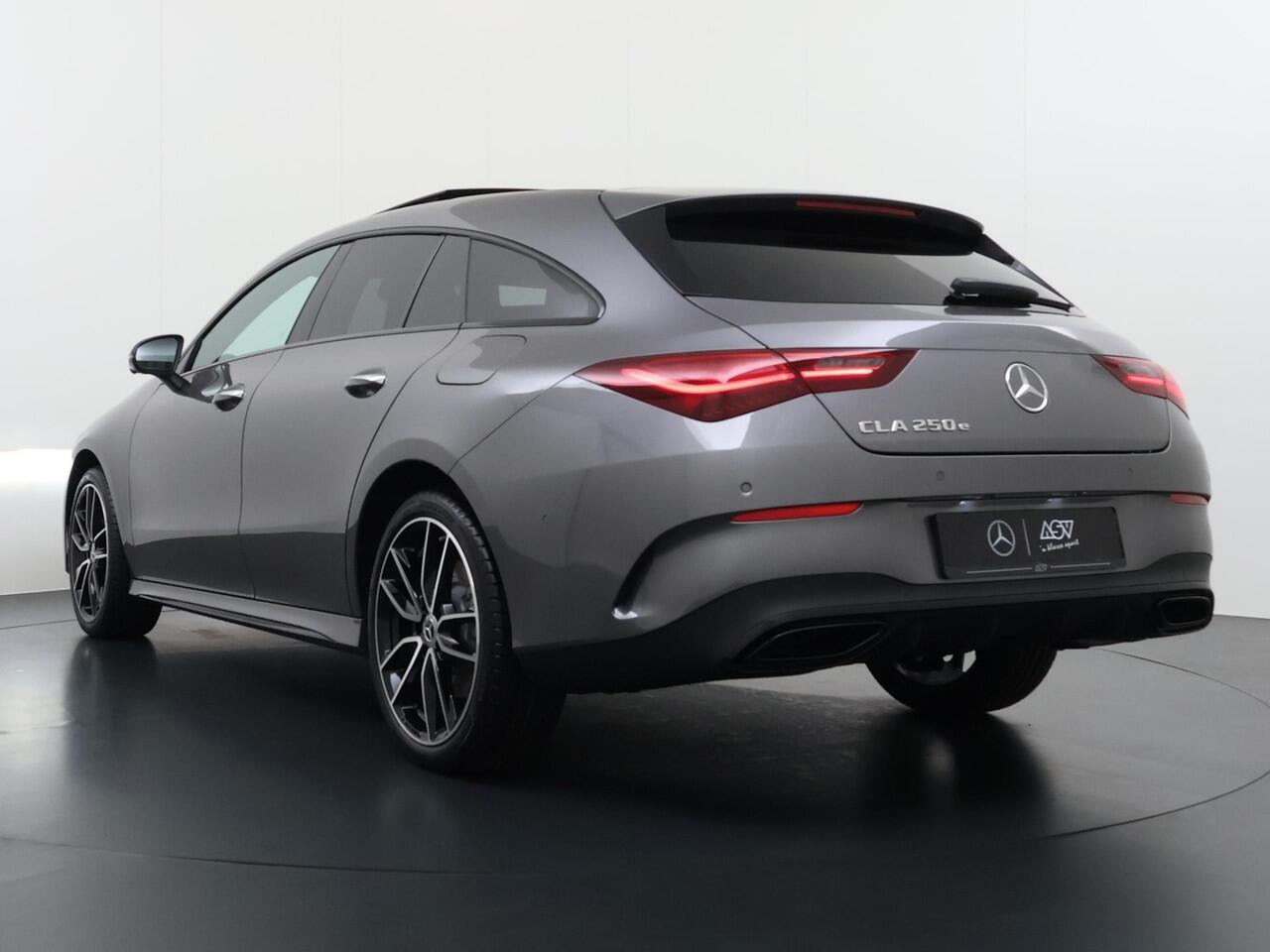 Mercedes-Benz Cla Shooting Brake 250 e Business Solution AMG