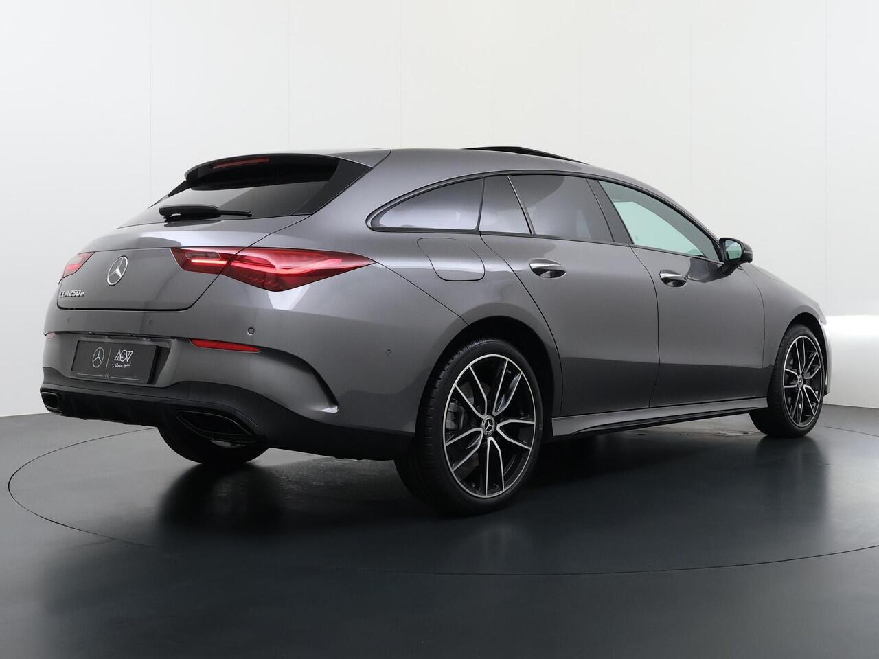 Mercedes-Benz Cla Shooting Brake 250 e Business Solution AMG