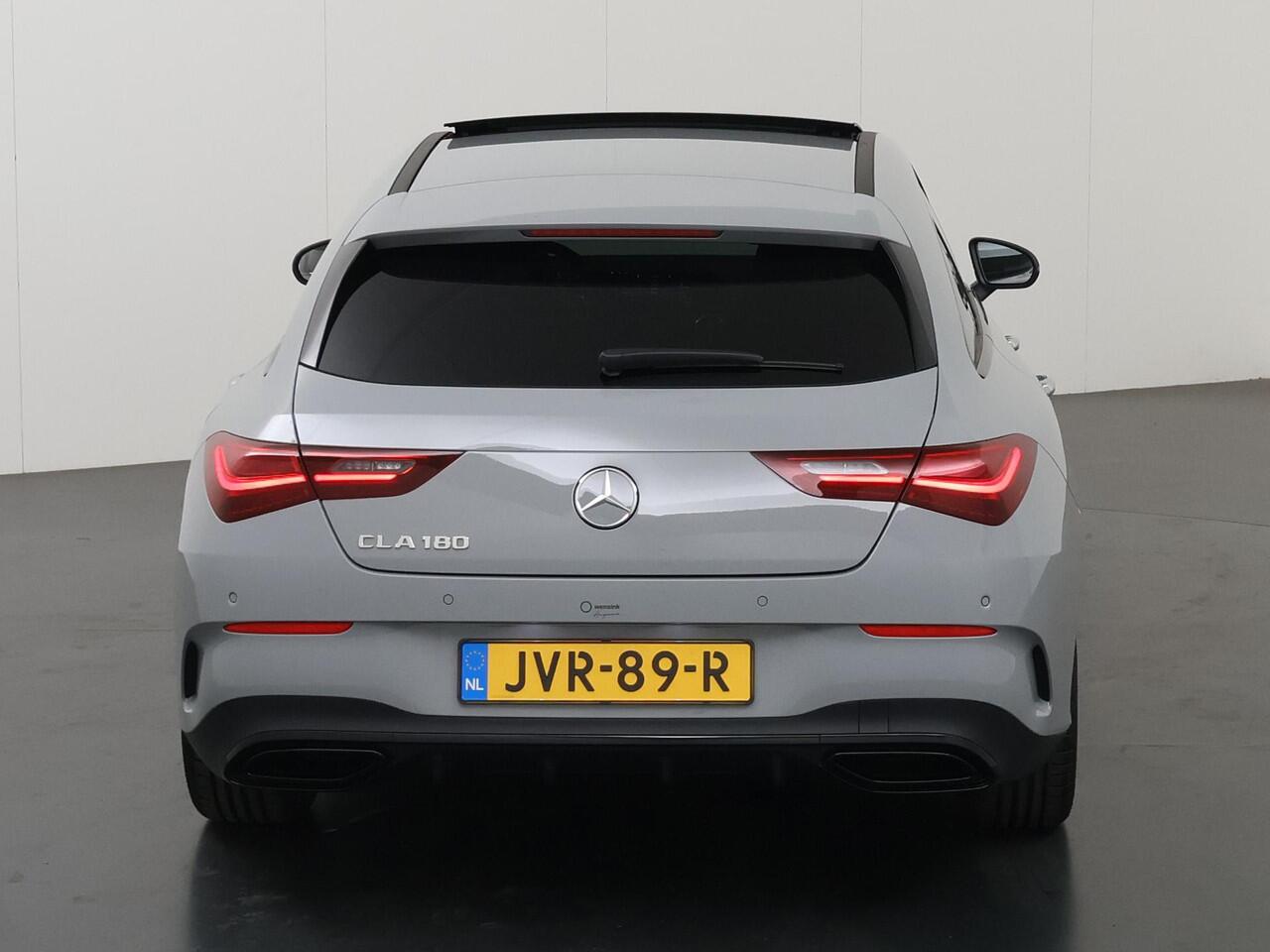 Mercedes-Benz Cla Shooting Brake 180 Business Solution AMG | AMG Line Plus | Nightpakket | Head-up display | 360° camera | Dodehoekassistent | 19 inch AMG Velgen |