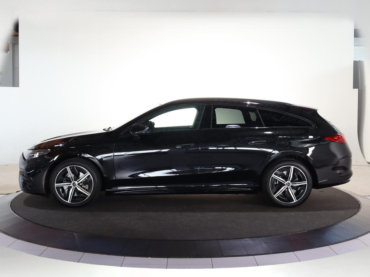 Mercedes-Benz Cla Shooting Brake 250+ Business Solution AMG 85 kWh Panoramadak | Premium Plus Pakket | Superscreen | Winterpakket | Matrix LED | Burmester | Head-Up |