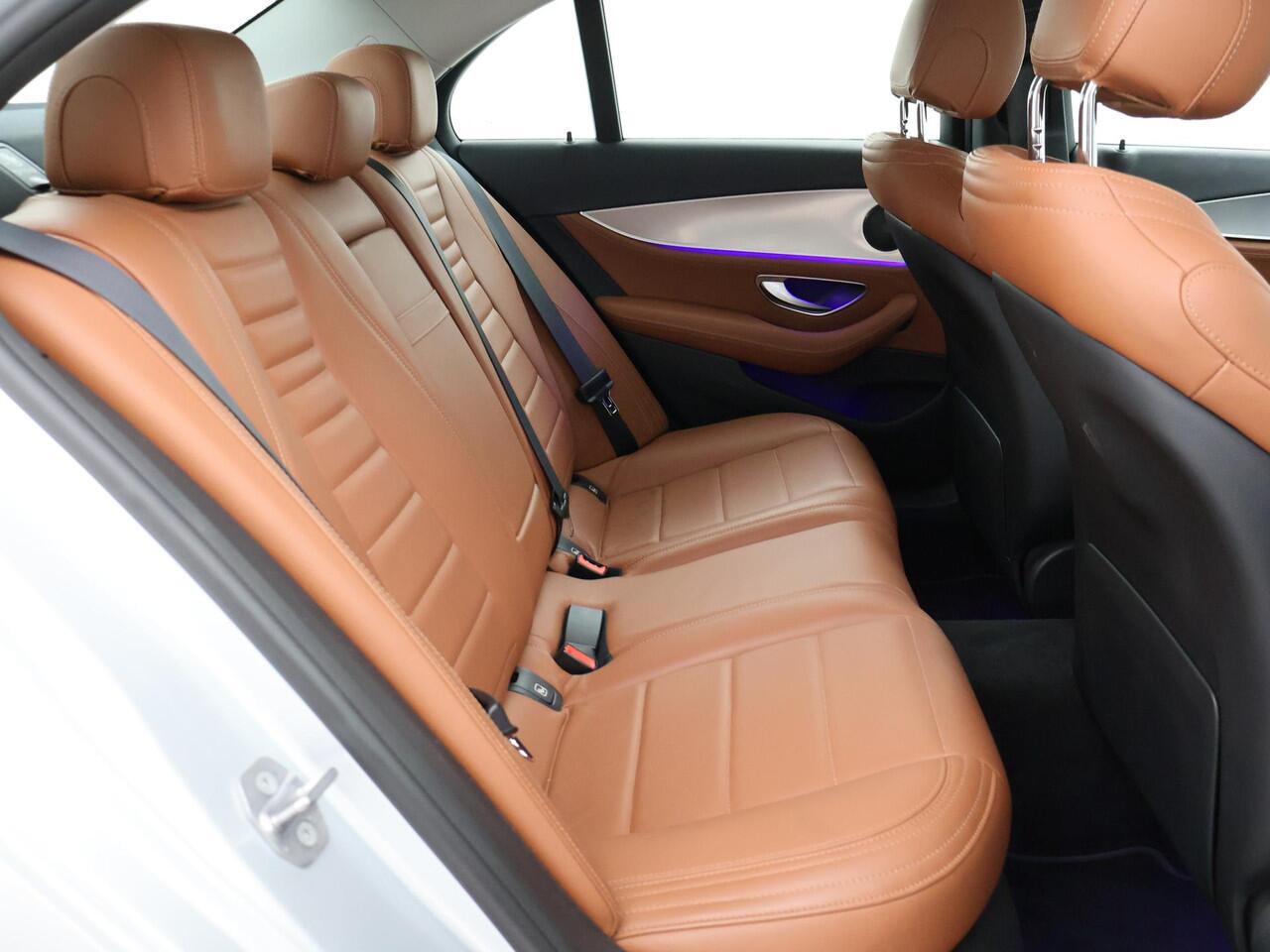 Mercedes-Benz E-KLASSE 350e PLUG-IN HYBRID + HEAD-UP | DISTRONIC+ | SFEERVERLICHTING | LUCHTVERING