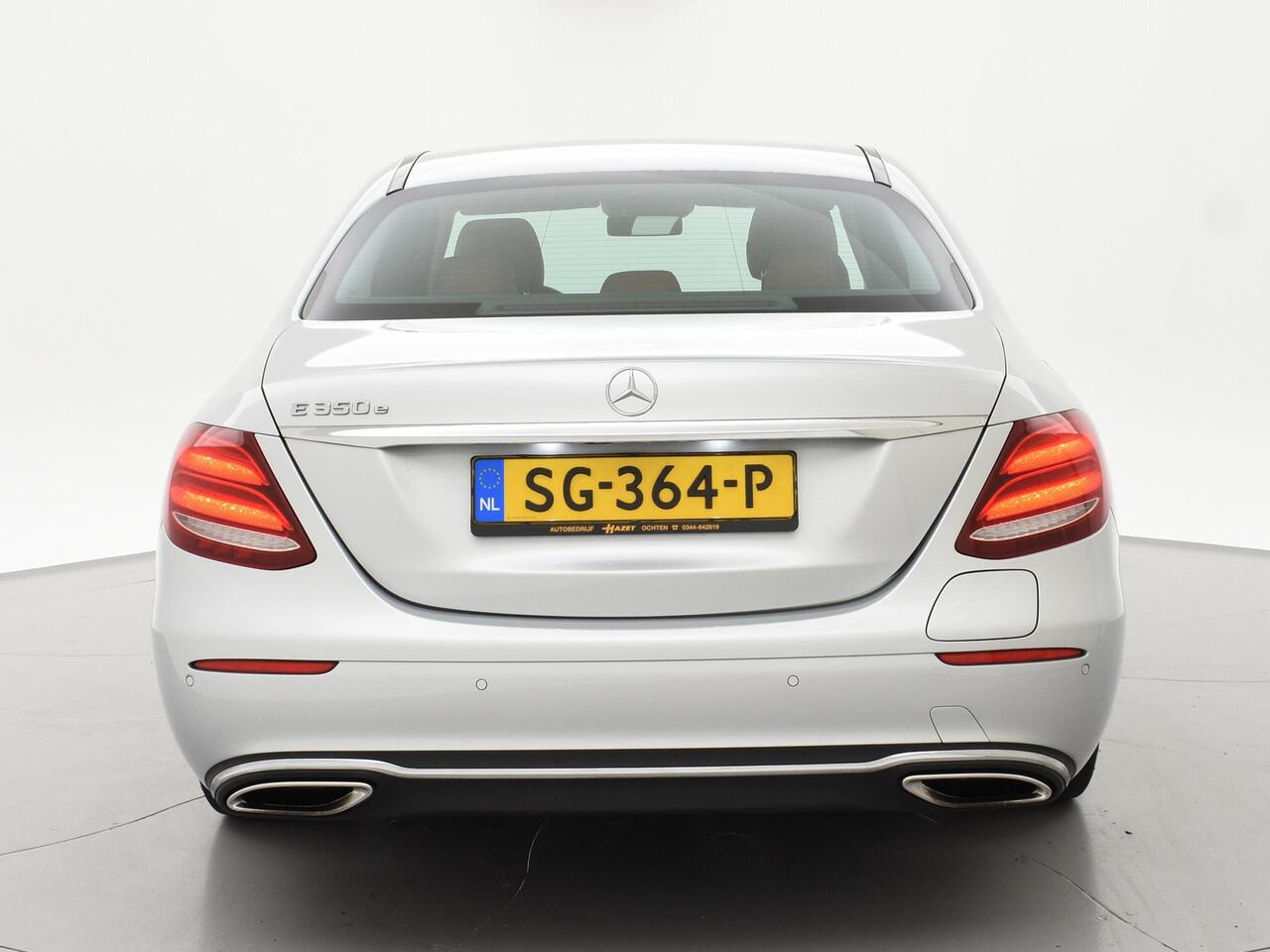 Mercedes-Benz E-KLASSE 350e PLUG-IN HYBRID + HEAD-UP | DISTRONIC+ | SFEERVERLICHTING | LUCHTVERING