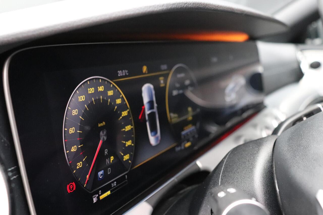 Mercedes-Benz E-KLASSE Cabrio 200 25th Ann.Edit. AUT | AMG-LINE | WIDE-SCREEN | AIR-SCARF| LEDER