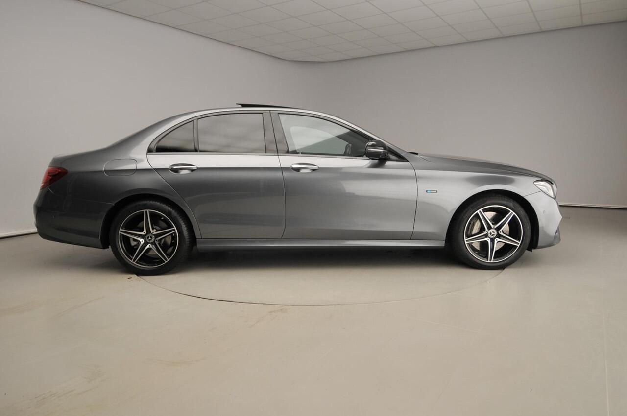 Mercedes-Benz E-KLASSE 300 e Premium Plus | Pano | 360 cam | HUD | Luchtvering | Burmester | Memory