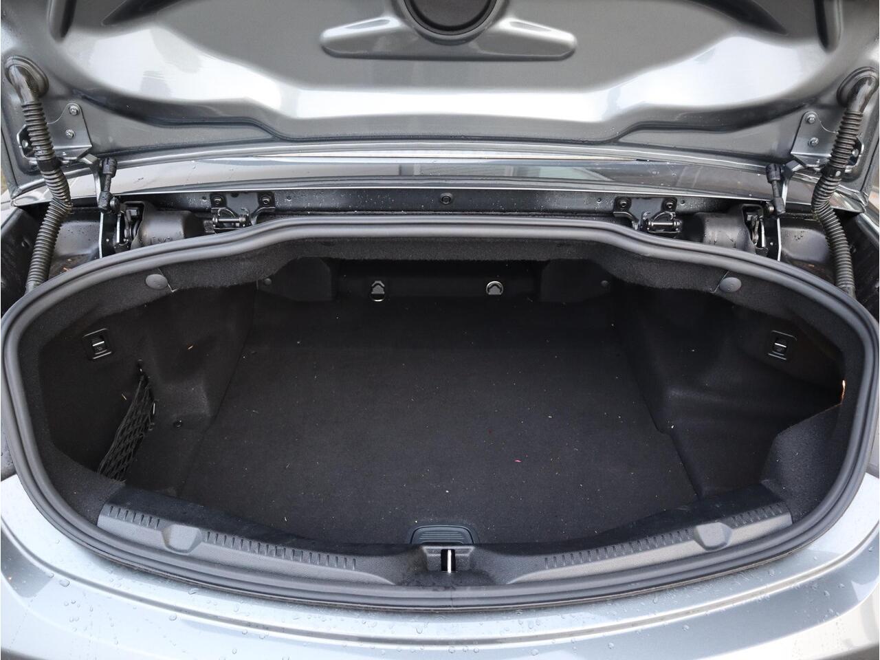 Mercedes-Benz E-KLASSE Cabrio 200 Premium Plus