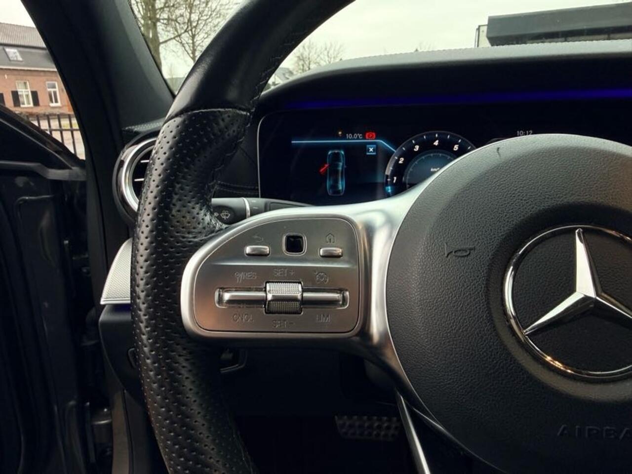 Mercedes-Benz E-KLASSE 200 4-Matic AMG Line Premium Plus