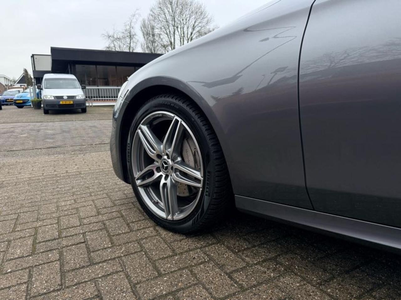 Mercedes-Benz E-KLASSE 200 4-Matic AMG Line Premium Plus