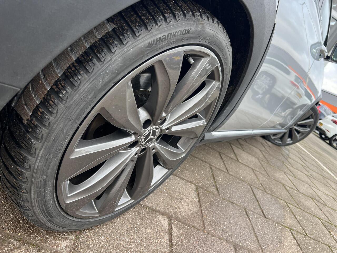 Mercedes-Benz E-KLASSE All-Terrain 220 d 4MATIC Business / Pano / Air Matic / Trekhaak / 2019