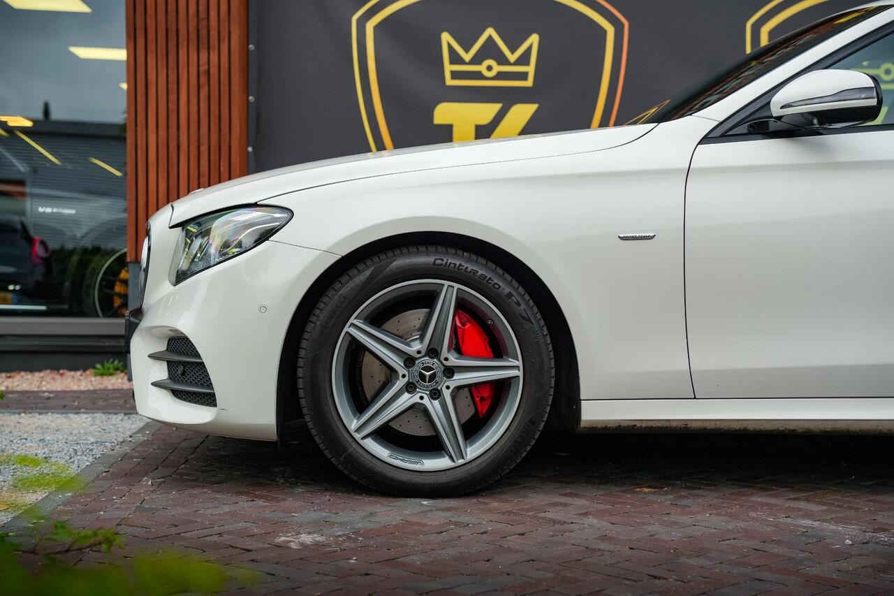 Mercedes-Benz E-KLASSE 300 d Sport Edition AMG WideScreen Adapt. Cruise Memory Ambient Trekhaak