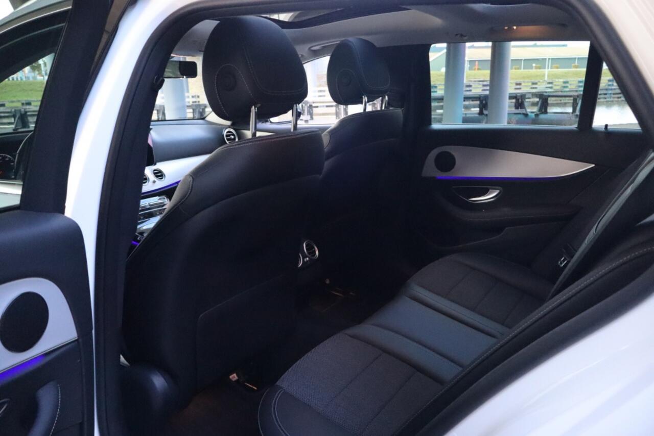Mercedes-Benz E-KLASSE 300 e Bns Sol. AMG | Stoelverwarming | Trekhaak | Panoramadak |