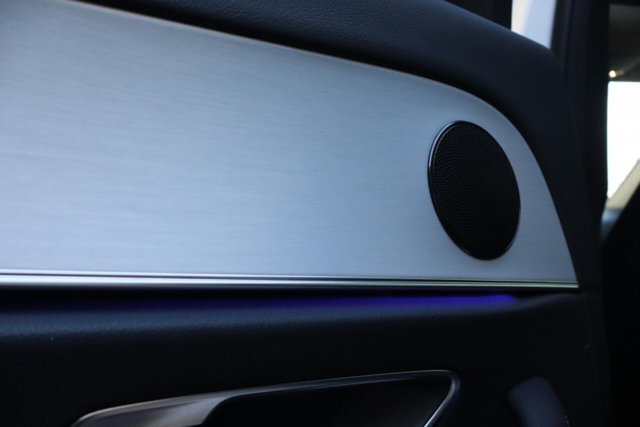 Mercedes-Benz E-KLASSE 300 e Bns Sol. AMG | Stoelverwarming | Trekhaak | Panoramadak |