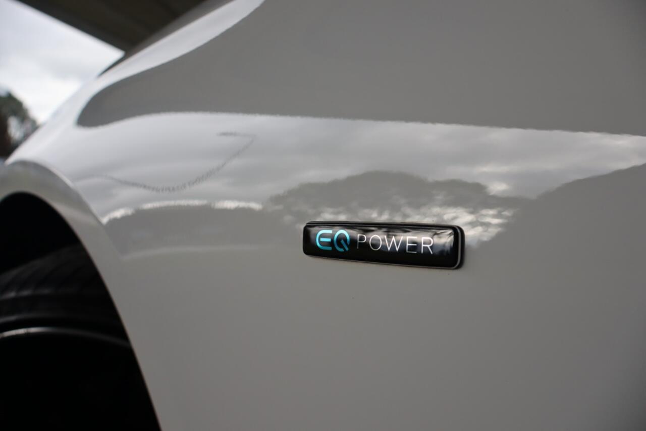 Mercedes-Benz E-KLASSE 300 e Bns Sol. AMG | Stoelverwarming | Trekhaak | Panoramadak |