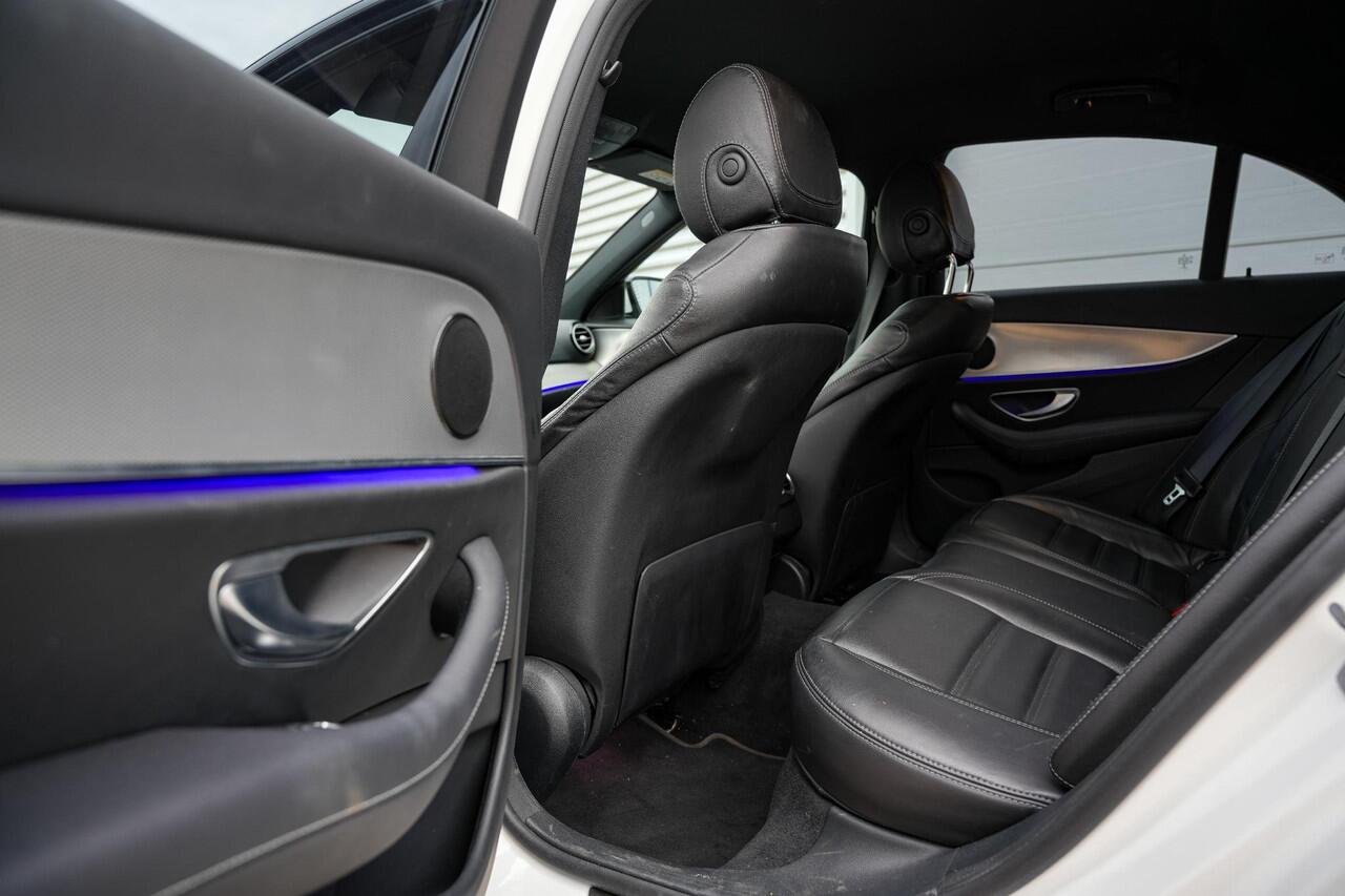 Mercedes-Benz E-KLASSE 300 d Sport Edition AMG WideScreen Adapt. Cruise Memory Ambient Trekhaak