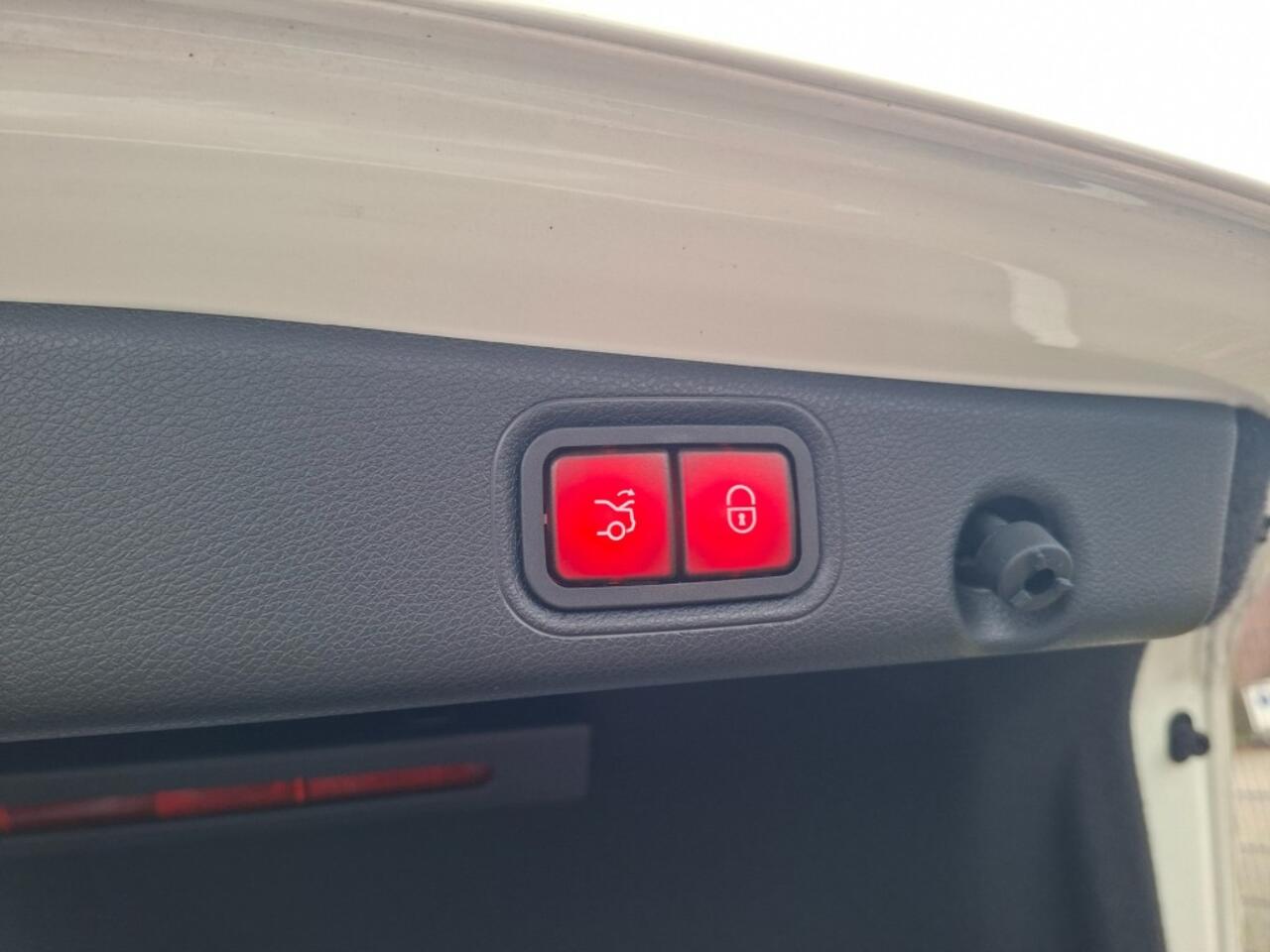 Mercedes-Benz E-KLASSE 2.0