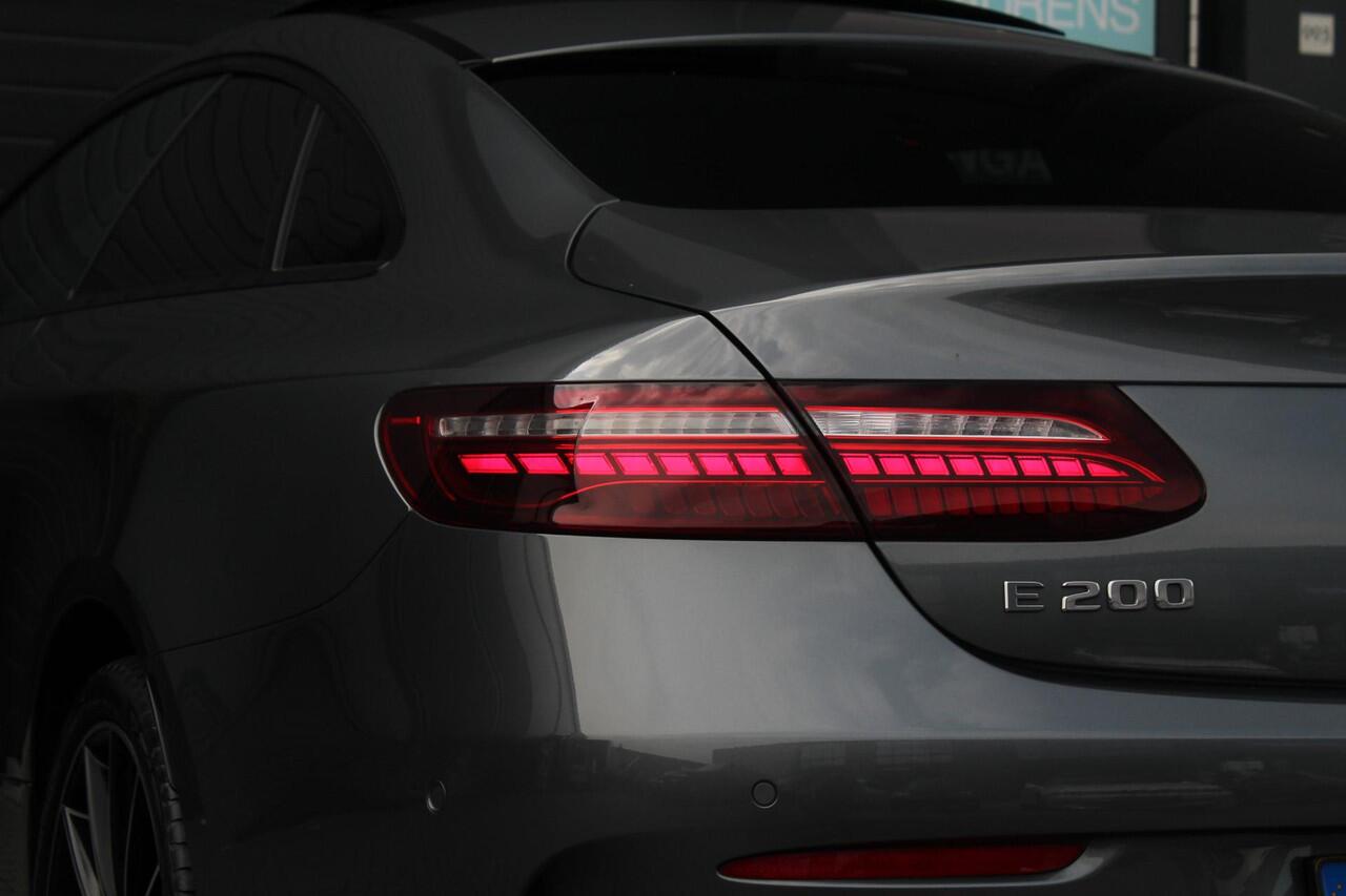 Mercedes-Benz E-KLASSE Coupé 200 AMG Line | Facelift | Pano | Burmester | Sfeerverl.