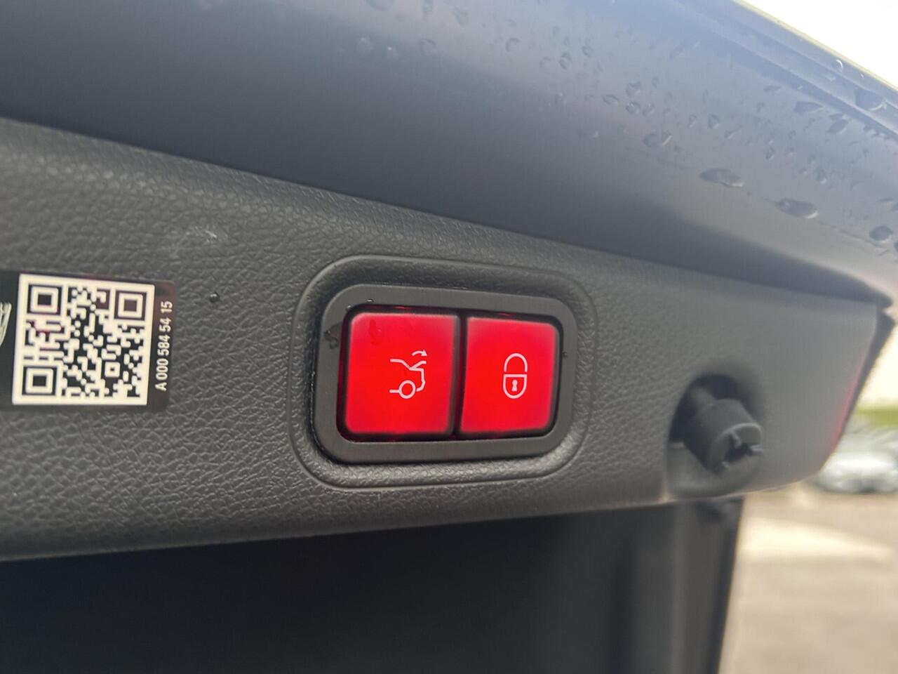 Mercedes-Benz E-KLASSE AMG 63 S 4MATIC+ Final Edition 1 of 999 | Trekhaak | Panoramadak | Burmester | Memory pakket | Heads up display | Performance stoelen| Keramische remmen| Rijassistentiepakket