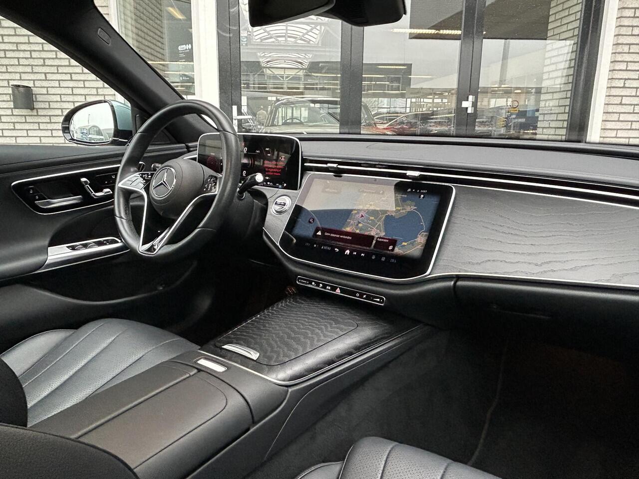 Mercedes-Benz E-KLASSE 300 e Luxury Line