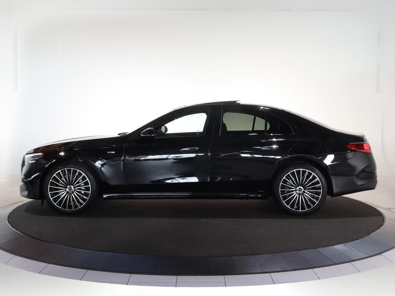 Mercedes-Benz E-KLASSE 300e Sport Edtion | Premium plus pakket | Panorama-schuifdak | Superscreen | Stoelventilatie | Head-Up