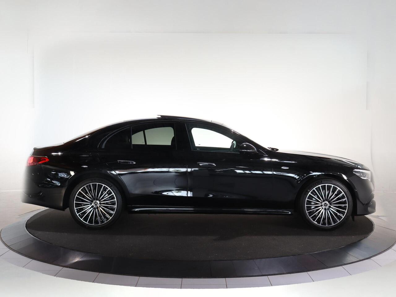 Mercedes-Benz E-KLASSE 300e Sport Edtion | Premium plus pakket | Panorama-schuifdak | Superscreen | Stoelventilatie | Head-Up