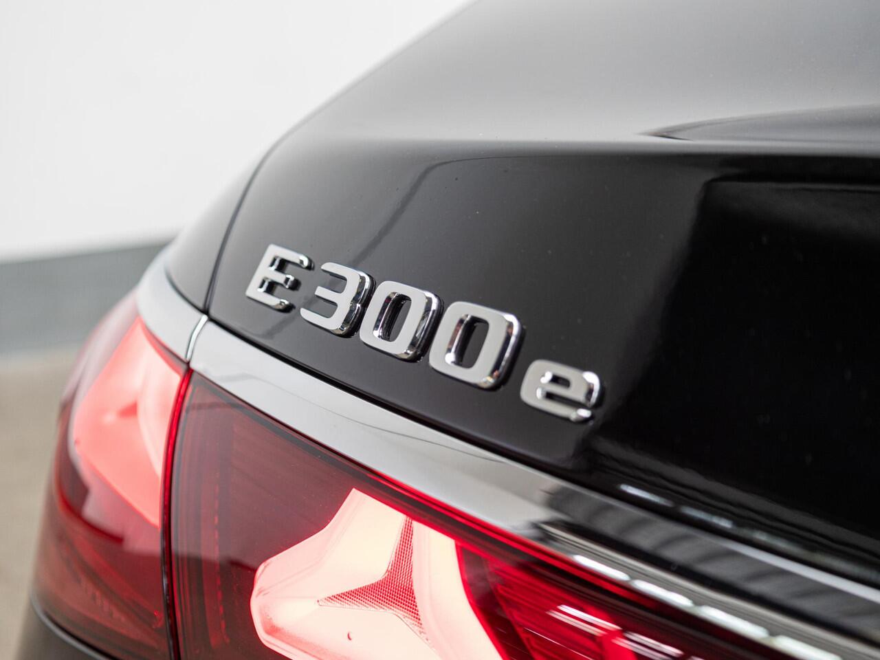 Mercedes-Benz E-KLASSE Limousine 300 e Sport Edition Premium | Panorama dak