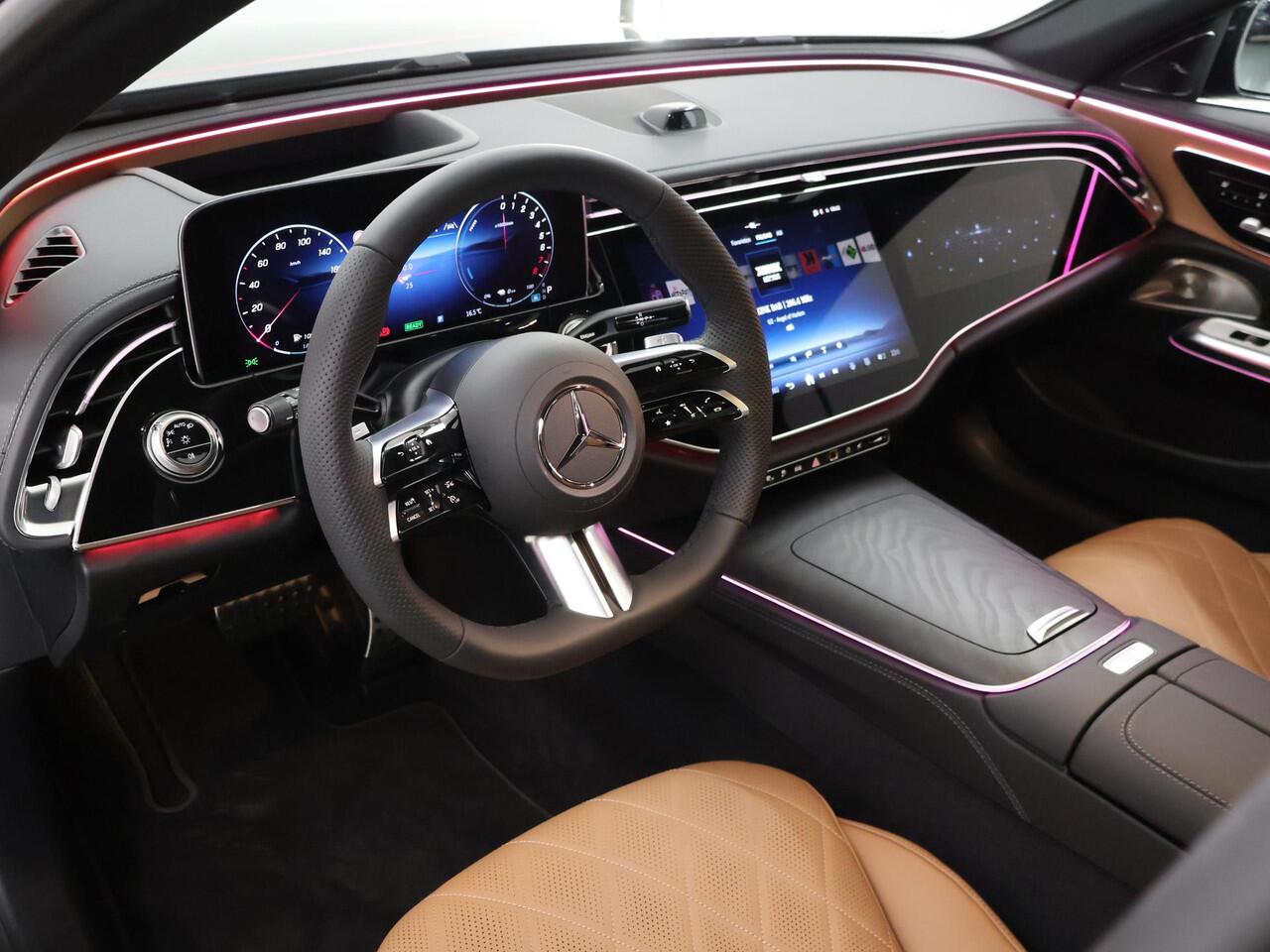 Mercedes-Benz E-KLASSE 300e Sport Edition | Panoramaschuifdak | Premium Plus | Night | Rijassistentiepakket Plus | Stoelventilatie | Burmester | Airmatic |