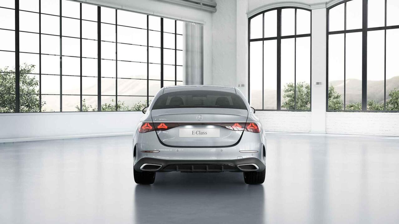 Mercedes-Benz E-KLASSE 300 e Sport Edition | Panoramaschuifdak | Premium | Rijassistentiepakket | Leder | Burmester | 360° camera |