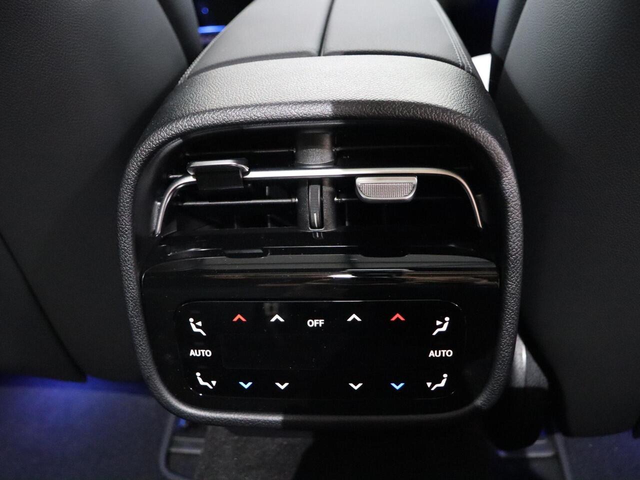 Mercedes-Benz E-KLASSE 300e Sport Edition | Panoramaschuifdak | Premium plus | Superscreen | Nightpakket | Burmester | Stoelventilatie | Rijassistentiepakket Plus | Head-up display | DISTRONIC |