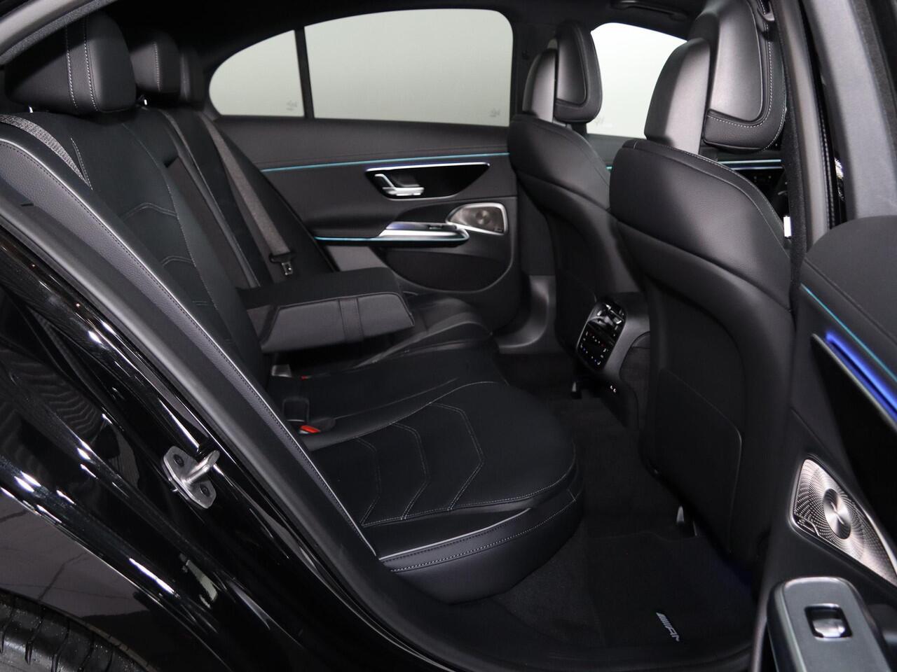 Mercedes-Benz E-KLASSE 300e Sport Edition | Night | Panoramadak | Superscreen | Burmester | Stoelverwarming/ventilatie | Rijassistentiepakket | Head-up display | leder |