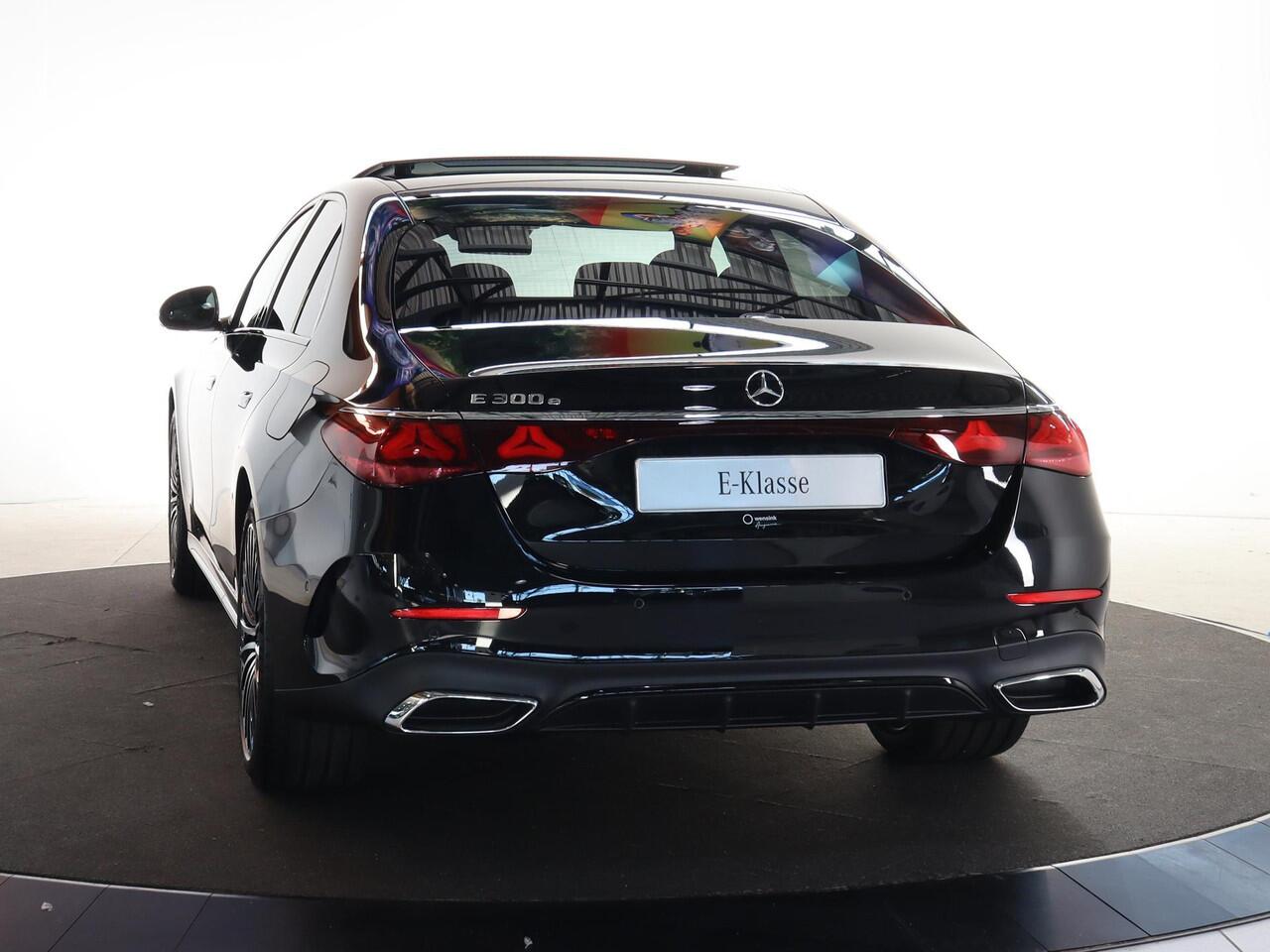 Mercedes-Benz E-KLASSE 300e Sport Edition | Panoramadak | Premium Plus | Superscreen | Nightpakket | Burmester | Stoelverwarming/Ventilatie | Rijassistentiepakket Plus | HUD | Distronic |