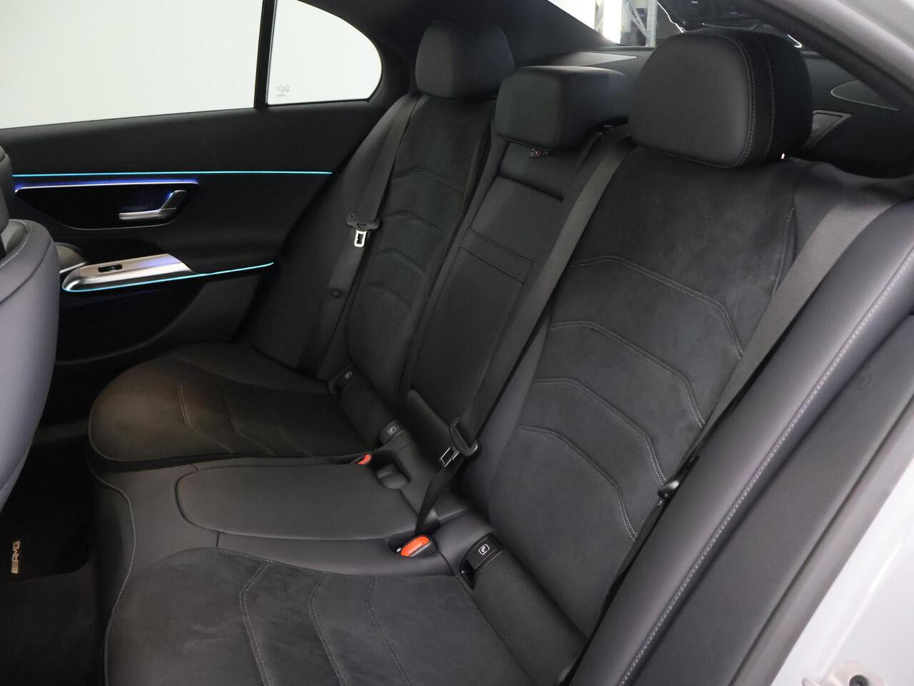 Mercedes-Benz E-KLASSE 300e Sport Edition | AMG | Night | Superscreen | Panoramadak | Burmester | Head up display |